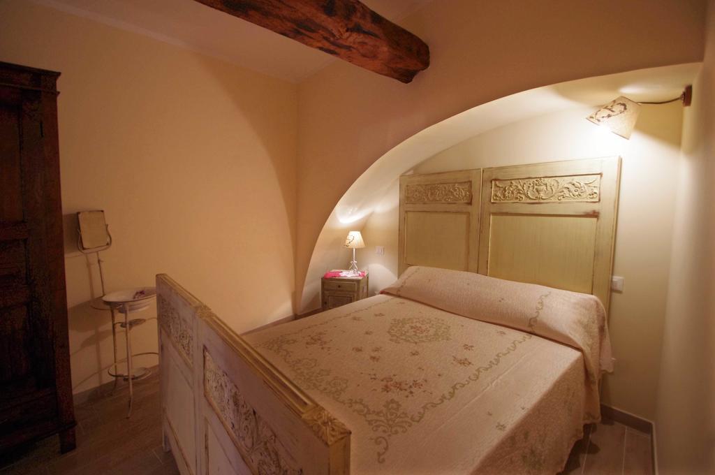 Apartamento Il Mulino Del Castello Garlenda Habitación foto